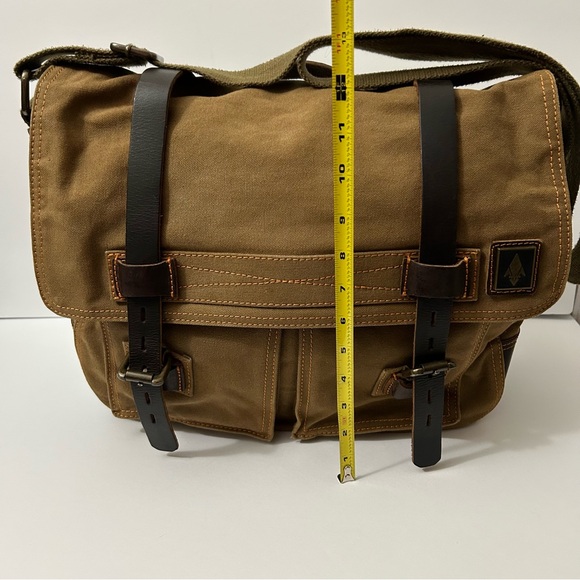 DamnDog Haversack in Swamp Green: Canvas Messenger Bag with Leather Straps - Picture 12 of 16